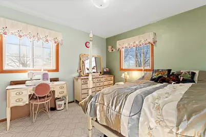 25435 555th Avenue, Austin, MN 55912 - Photo 17