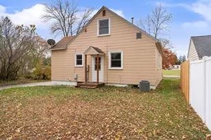 1605 6th St SE, Austin, MN 55912 - Photo 27
