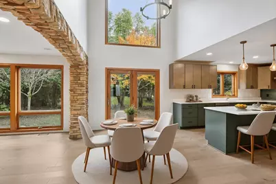 639 Carver Bluffs Parkway, Carver, MN 55315 - Photo 15