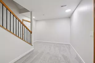 639 Carver Bluffs Pkwy, Carver, MN 55315 - Photo 31