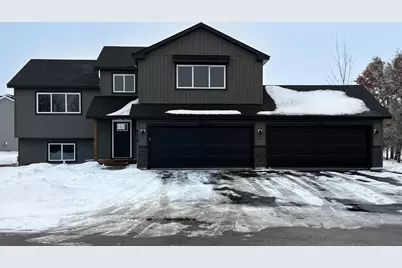 4616 9th Street NE, Saint Cloud, MN 56304 - Photo 1