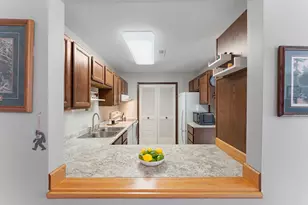 4677 Stavern Point, Eagan, MN 55122 - Photo 9