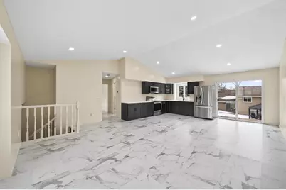 4100 Parkway Ponds Lane, White Bear Lake, MN 55110 - Photo 7