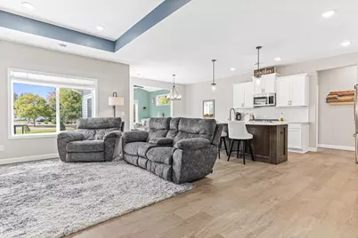 347 Riverview Circle, Hanover, MN 55341 - Photo 5