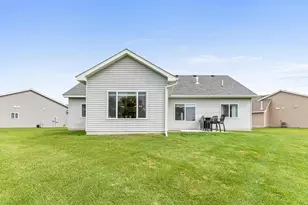 347 Riverview Cir, Hanover, MN 55341 - Photo 25