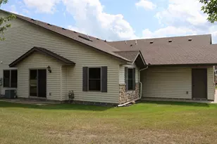 811 Stonehaven Path, Milaca, MN 56353 - Photo 3