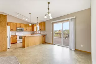 1136 Pioneer Trail SE, Cambridge, MN 55008 - Photo 7
