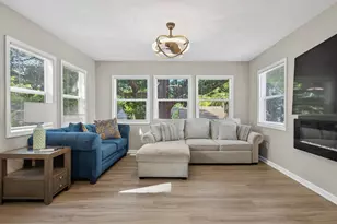 3425 Zenith Ave N, Robbinsdale, MN 55422 - Photo 9