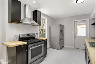 2518 Thomas Ave N, Minneapolis, MN 55411 - Photo 9