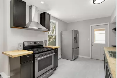 2518 Thomas Avenue N, Minneapolis, MN 55411 - Photo 9