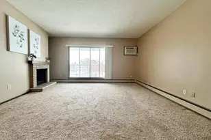 1640 Hwy 36 W, Roseville, MN 55113 - Photo 23