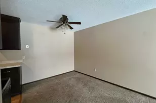 1640 Hwy 36 W, Roseville, MN 55113 - Photo 17