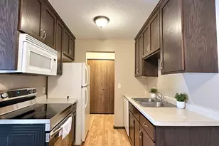 1640 Hwy 36 W, Roseville, MN 55113 - Photo 15