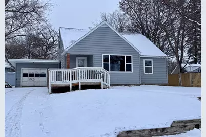 414 Willow Street W, Detroit Lakes, MN 56501 - Photo 1