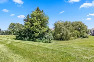 15251 Maryland Ave, Savage, MN 55378 - Photo 29