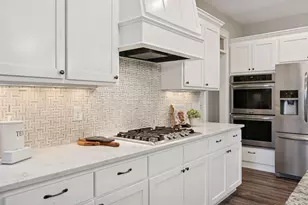 19951 Hiawatha Ct, Lakeville, MN 55044 - Photo 7