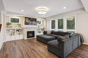 19951 Hiawatha Ct, Lakeville, MN 55044 - Photo 17