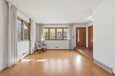 1823 Gramsie Road, Arden Hills, MN 55112 - Photo 5