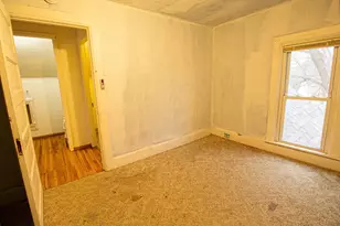 303 5th St NW, Austin, MN 55912 - Photo 15