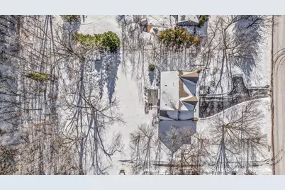 5213 Woodhill Road, Minnetonka, MN 55345 - Photo 7