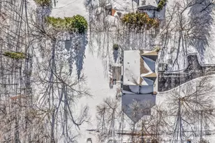 5213 Woodhill Rd, Minnetonka, MN 55345 - Photo 7