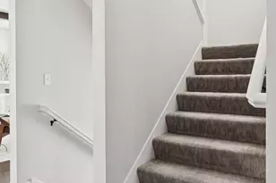 5213 Woodhill Rd, Minnetonka, MN 55345 - Photo 33