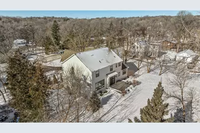 5213 Woodhill Road, Minnetonka, MN 55345 - Photo 5