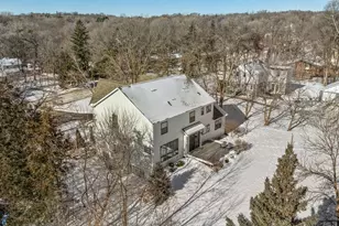 5213 Woodhill Rd, Minnetonka, MN 55345 - Photo 5