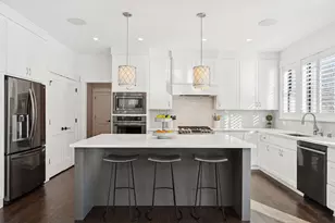 5213 Woodhill Rd, Minnetonka, MN 55345 - Photo 19