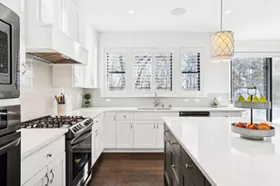 5213 Woodhill Rd, Minnetonka, MN 55345 - Photo 23