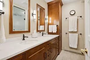 6105 Eden Prairie Rd, Edina, MN 55436 - Photo 29