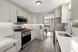 5228 Silver Maple Cir, Hopkins, MN 55343 - Photo 7