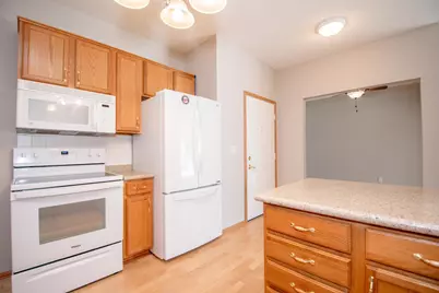 1941 Ford Parkway #107, Saint Paul, MN 55116 - Photo 7