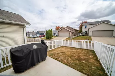 6076 Sandstone St NW, Rochester, MN 55901 - Photo 29