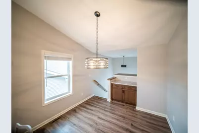 6076 Sandstone St NW, Rochester, MN 55901 - Photo 9