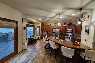 804 9th St NE, Pipestone, MN 56164 - Photo 11