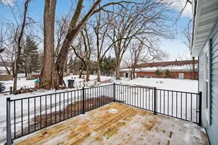 1216 County Rd C E, Maplewood, MN 55109 - Photo 23