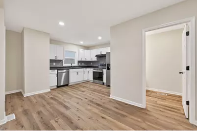 1216 County Road C E, Maplewood, MN 55109 - Photo 3