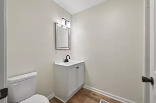 1216 County Rd C E, Maplewood, MN 55109 - Photo 9