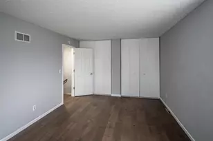 2321 Pond Ave E, Maplewood, MN 55119 - Photo 13