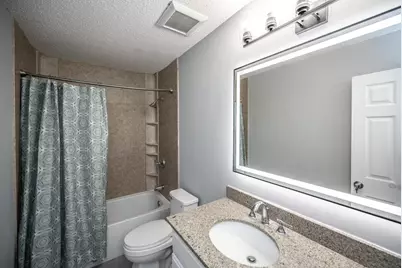 2321 Pond Avenue E, Maplewood, MN 55119 - Photo 15