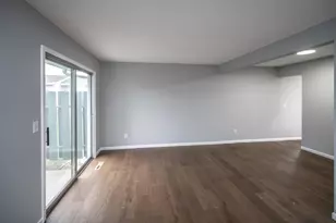 2321 Pond Ave E, Maplewood, MN 55119 - Photo 7