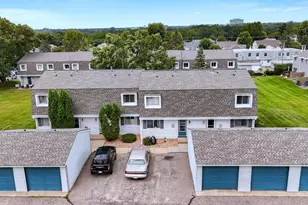 2321 Pond Ave E, Maplewood, MN 55119 - Photo 25