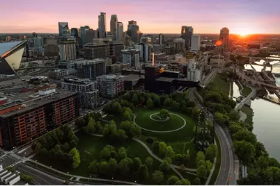 1111 W River Parkway #33A, Minneapolis, MN 55415 - Photo 1