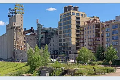 1111 W River Parkway #33A, Minneapolis, MN 55415 - Photo 87