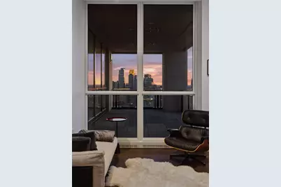 1111 W River Parkway #33A, Minneapolis, MN 55415 - Photo 9