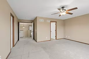 1460 Jersey Way, Chanhassen, MN 55317 - Photo 21