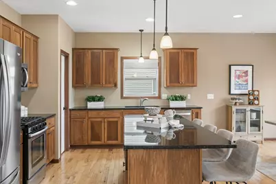 1460 Jersey Way, Chanhassen, MN 55317 - Photo 13