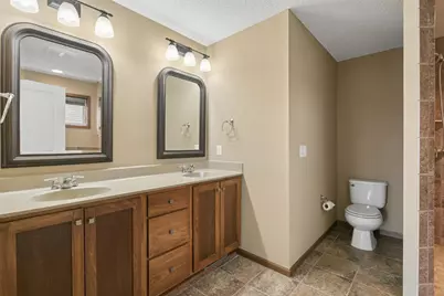 1460 Jersey Way, Chanhassen, MN 55317 - Photo 23