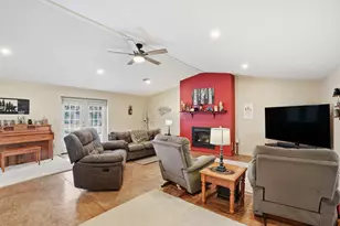 38630 Woodview Ln, Le Center, MN 56057 - Photo 13